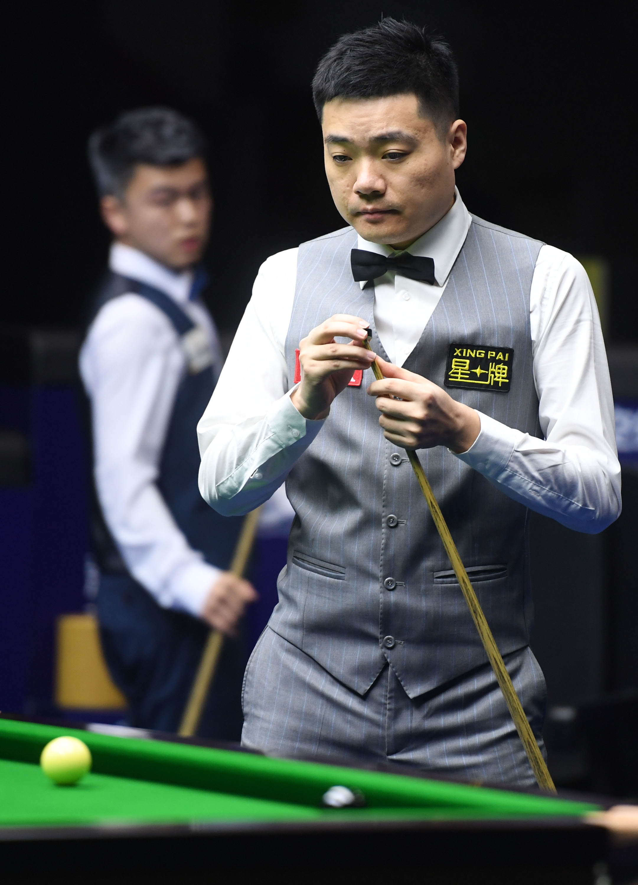 出不断上升 出不断上升