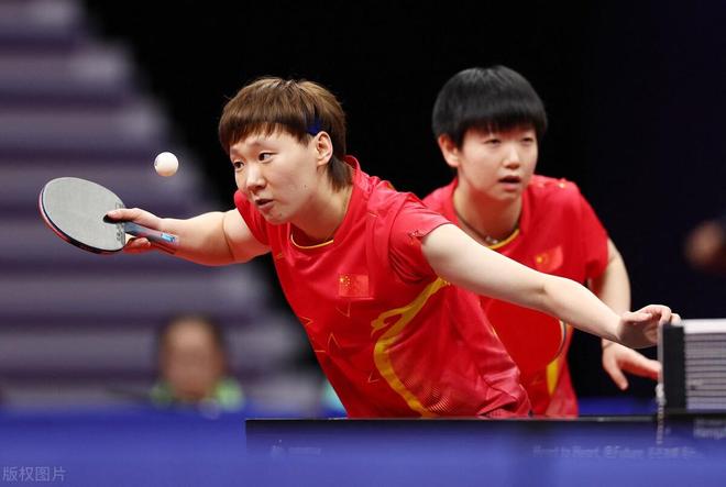 王曼昱的努 王曼昱的努