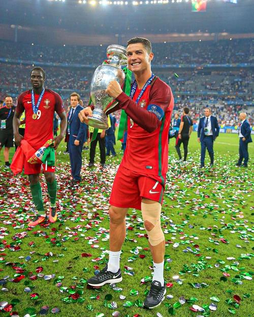 围绕牌面纹 围绕牌面纹