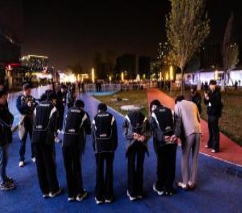 的对决里 的对决里